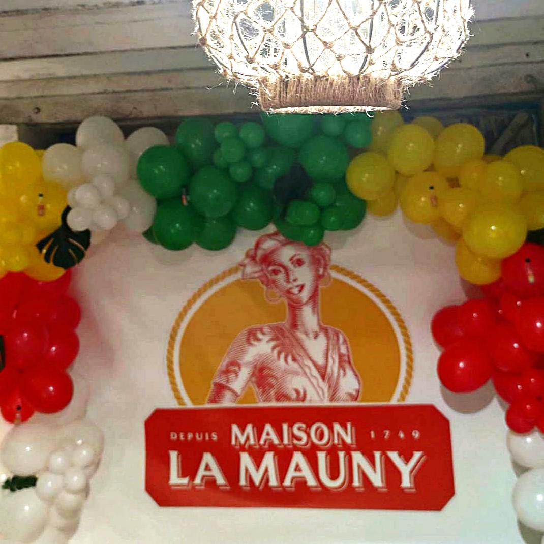 Toile de fond PVC La Mauny